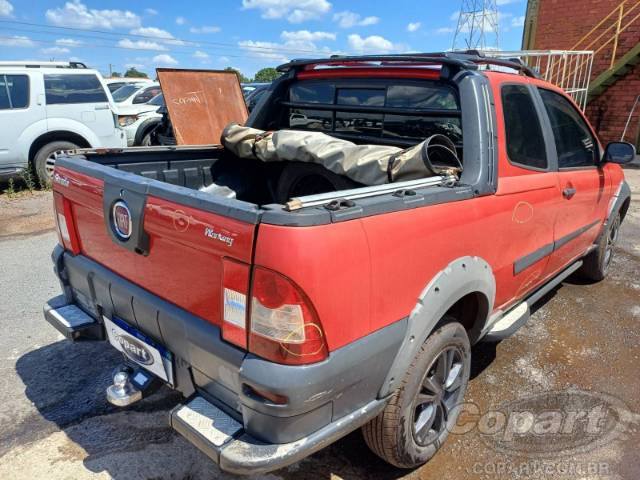 Caçamba e traseira do Fiat Strada Adventure